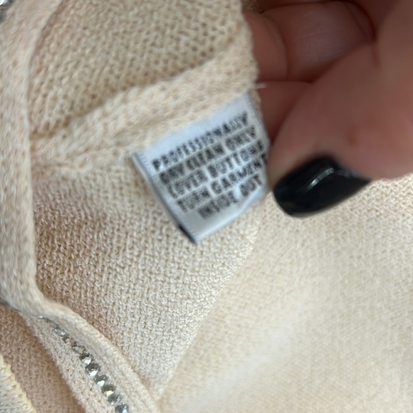 St. John Sz L Crème and Rose Gold Metallic Crystals Knit Sleeveless Tank Top - Picture 6 of 6